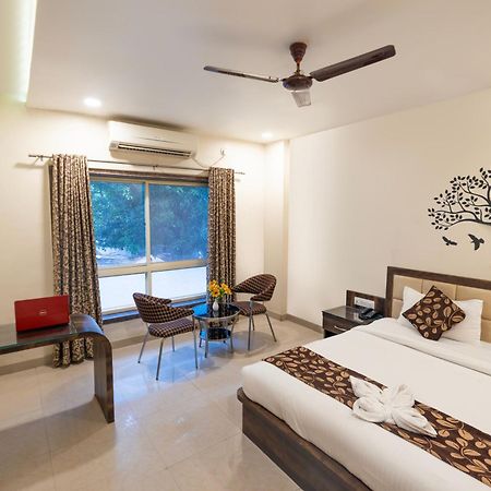 Sheetal International Hotel Raipur  Bagian luar foto