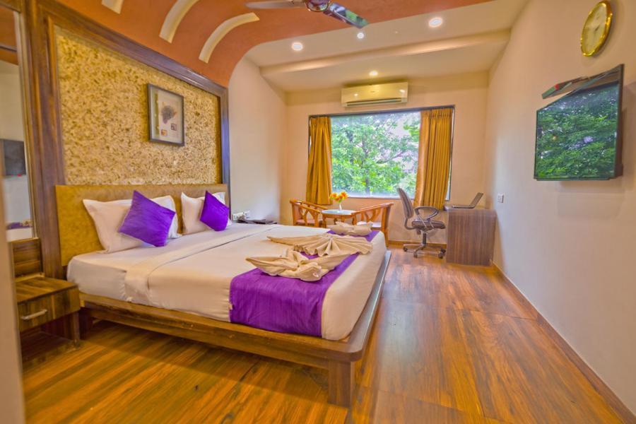 Sheetal International Hotel Raipur  Bagian luar foto