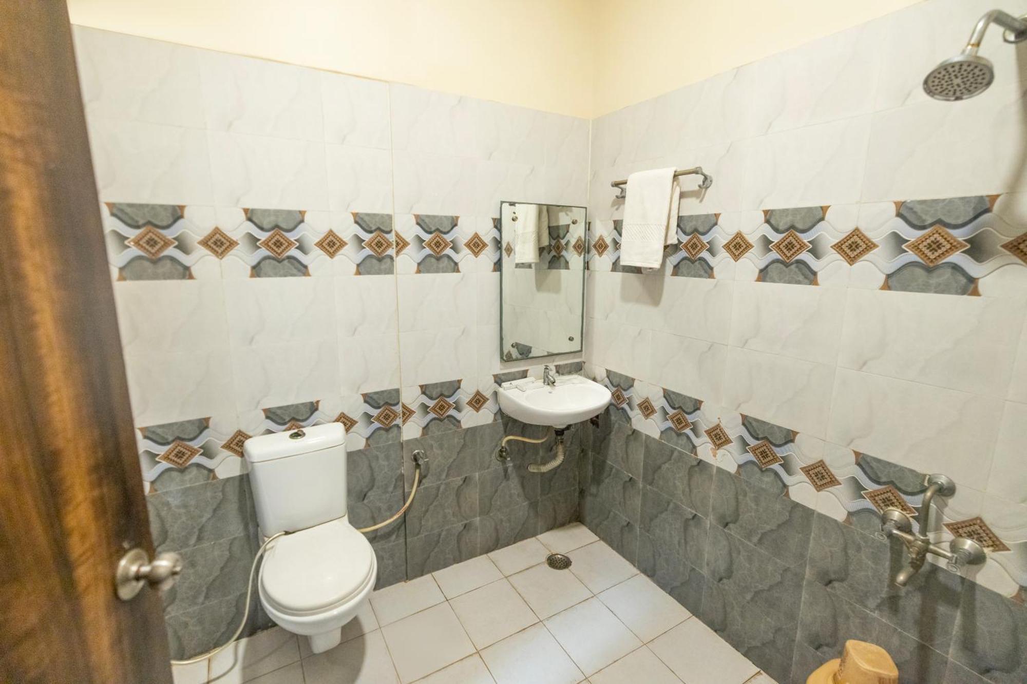 Sheetal International Hotel Raipur  Bagian luar foto
